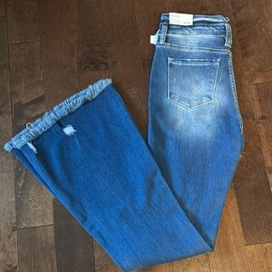 BNWT Kancan by Maurice’s flared Jean
